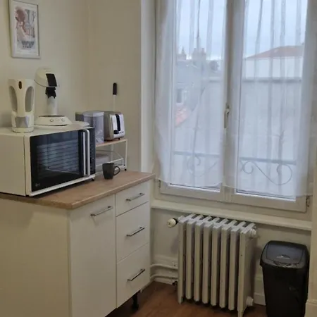 Le 105 Ter Apartament