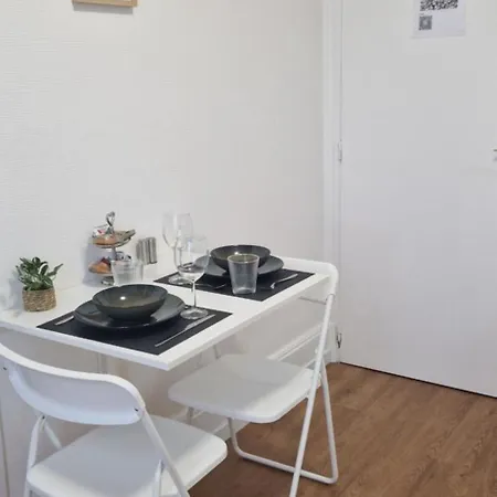 Apartament Le 105 Ter *